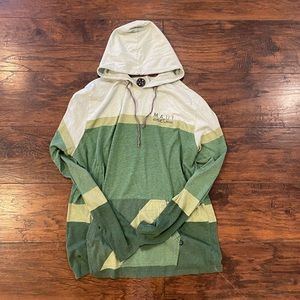 Maui & Sons Lightweight Sweatshirt